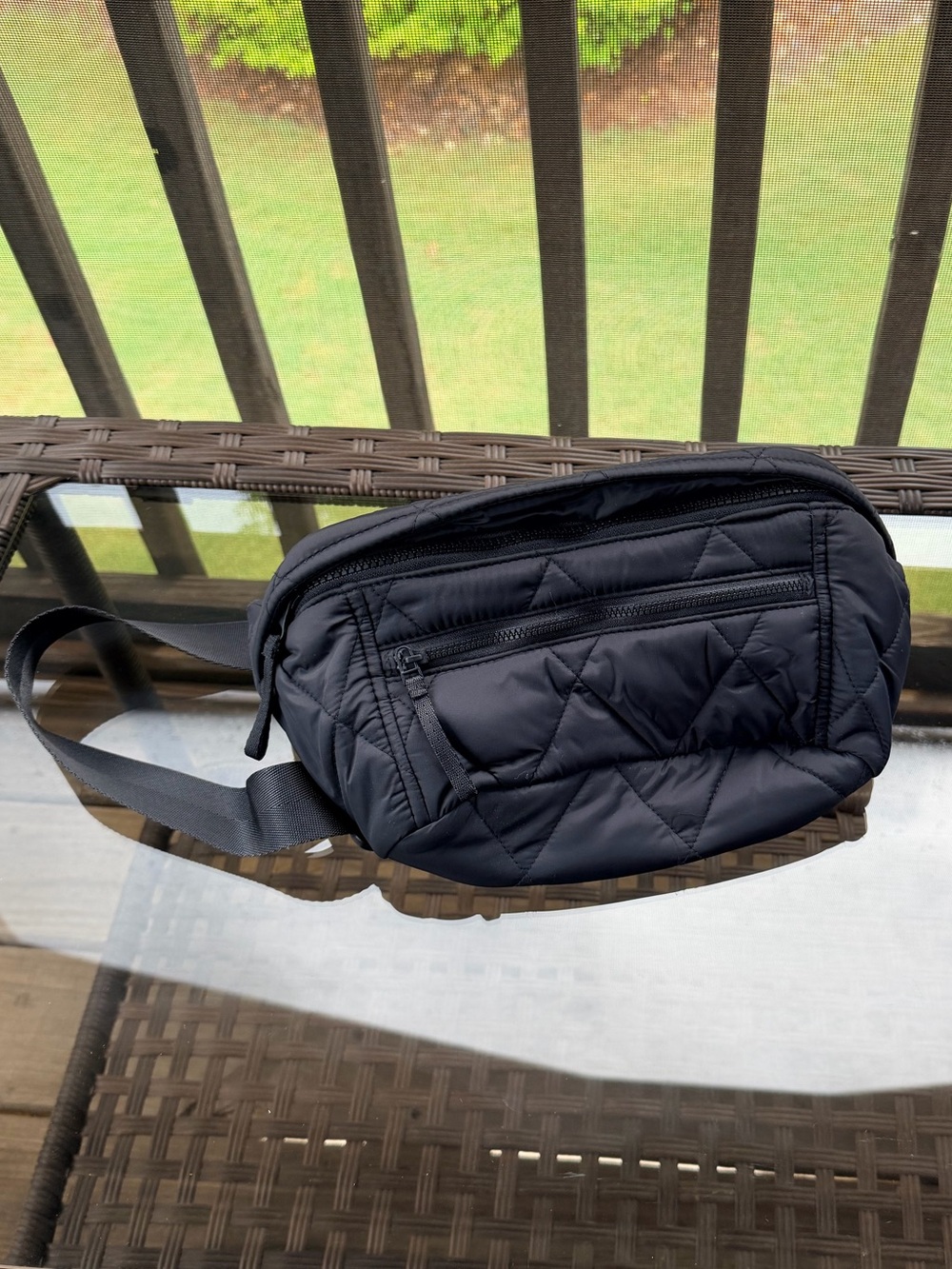 Vera Bradley Featherweight Black Crossbody Belt Bag - Picture 2 of 6